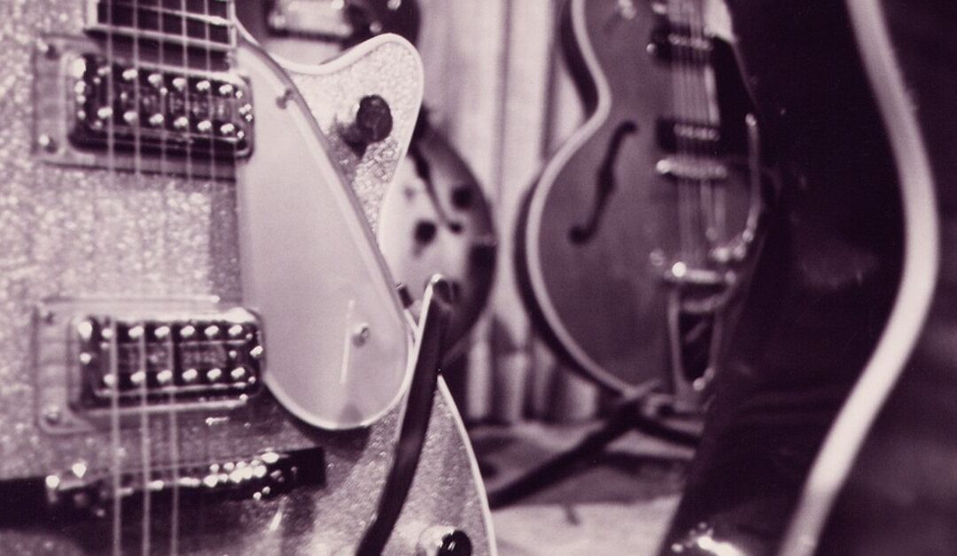 The Best Vintage Guitars for Sale