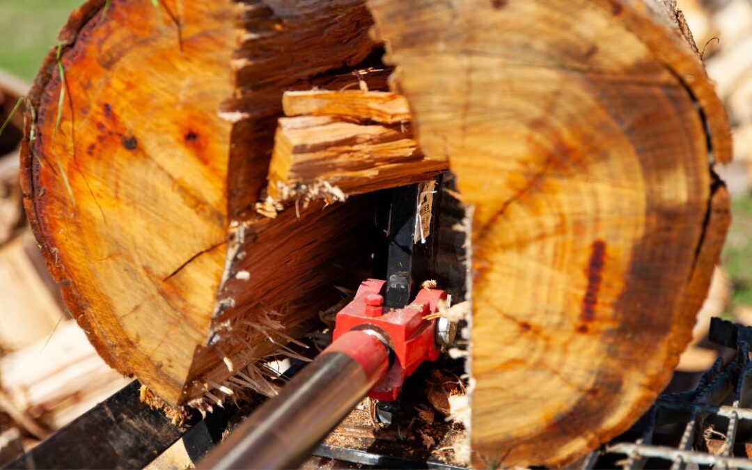 Everything You Need to Know About Hydraulic Log Splitters: How They Work & What to Look For