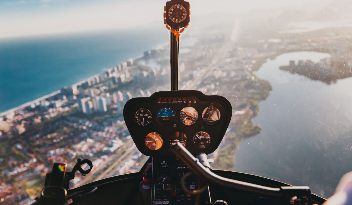 _Helicopter Ride from Mykonos to Santorini