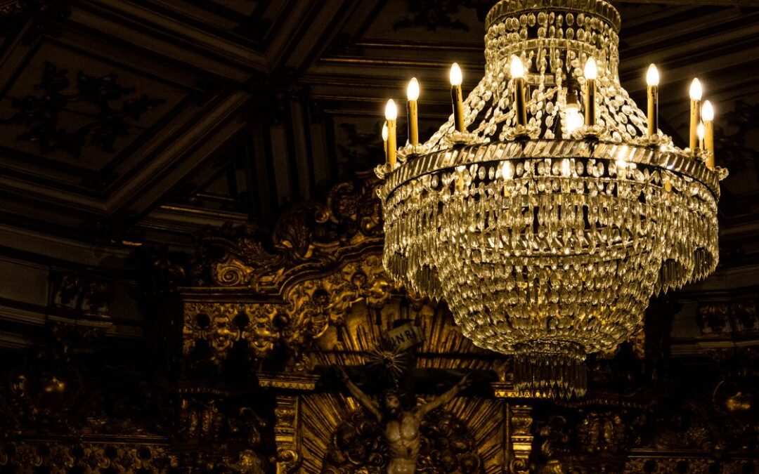 The Ultimate Guide to Choosing the Right Crystal Chandelier for Your Home